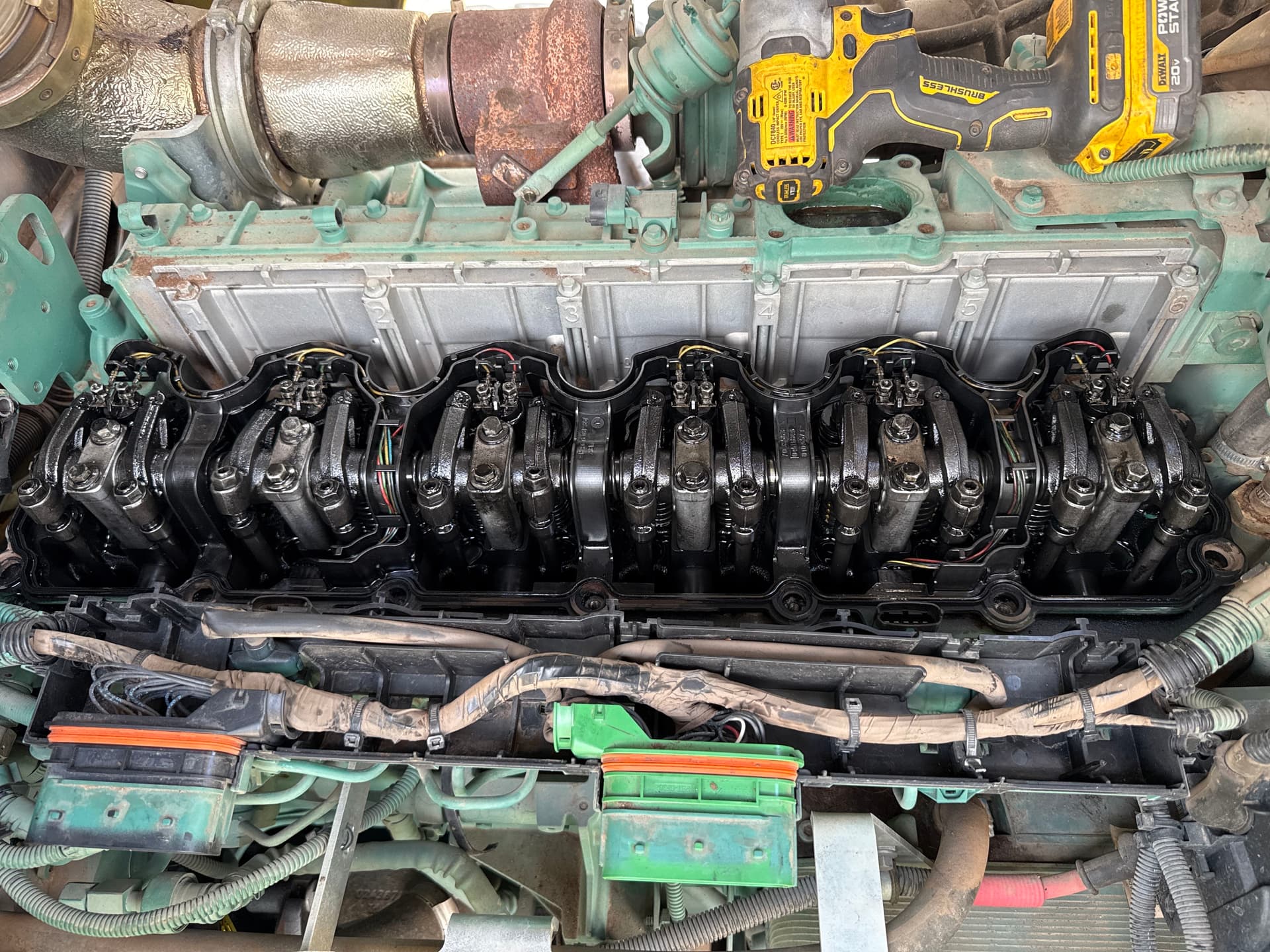 Volvo Wheel Loader Gets a Full Overhead and New Injectors image